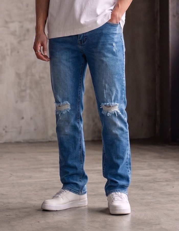 Ripped Jeans 126